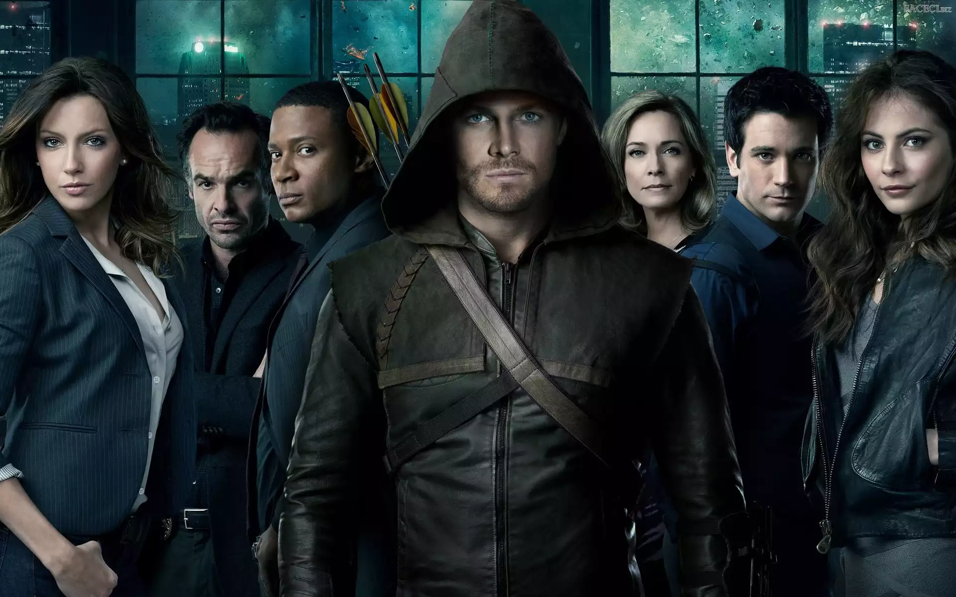 Zielona strzała, Serial, Stephen Amell, Kaptur, Arrow, Łuk